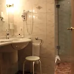 Hotel Schoene Aussicht 4*