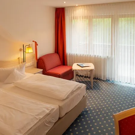 Schoene Aussicht Schwarzwald Hotel 4*